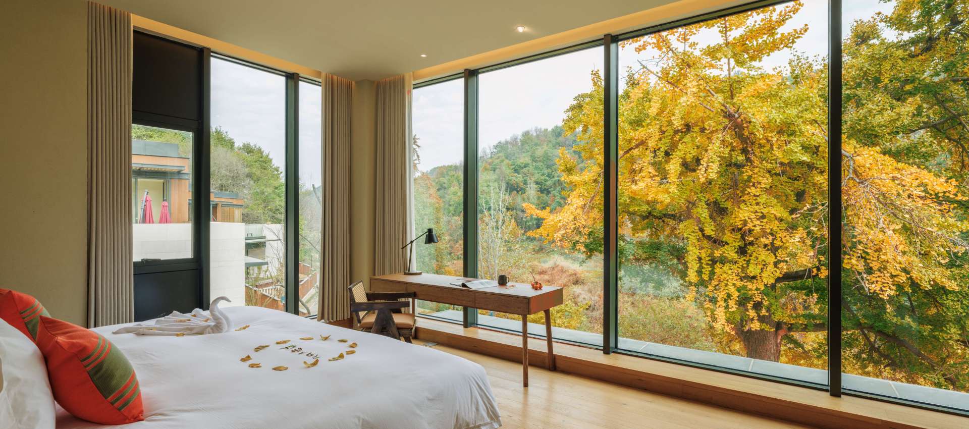 裸心隐乡 naked Home
