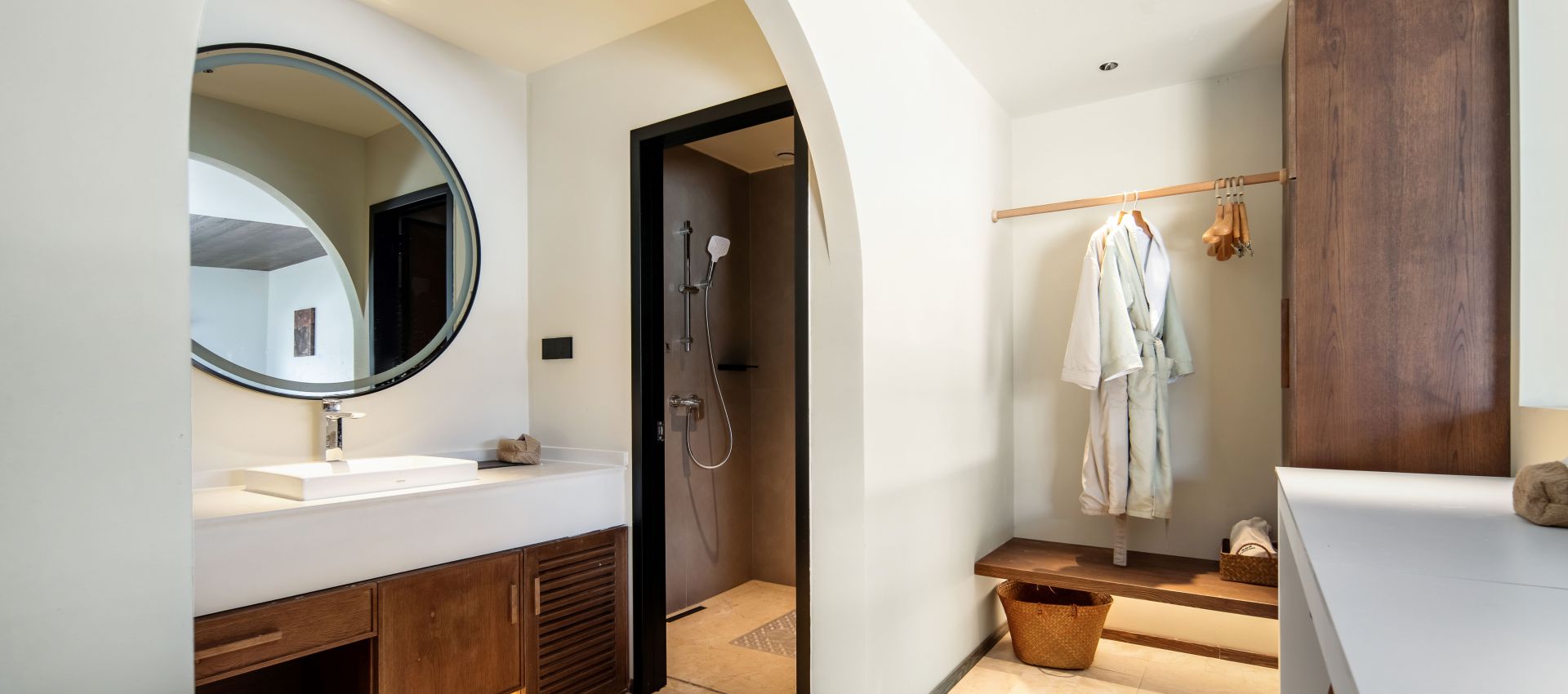 裸心隐乡 naked Home